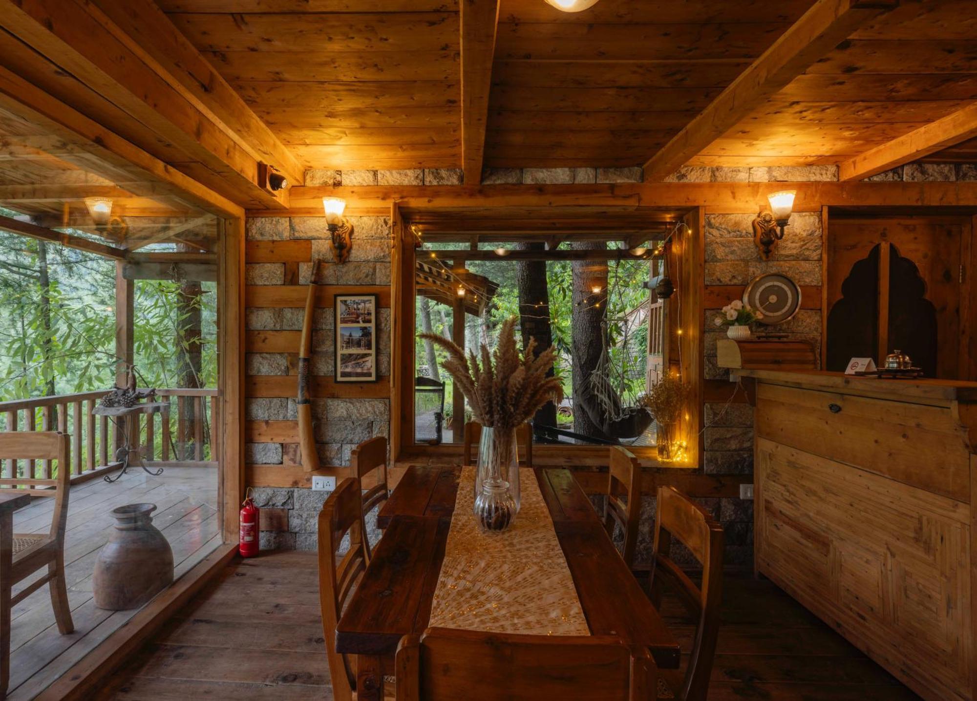 Kudrat - A Boutique Homestay- Tirthan Valley Gushaini Esterno foto